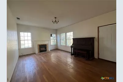 202 Shady Street, Marlin, TX 76661 - Photo 2