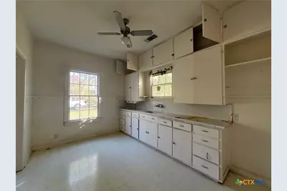 202 Shady Street, Marlin, TX 76661 - Photo 6