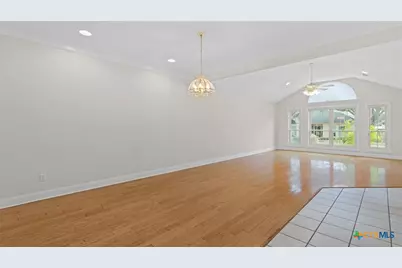 2282 Kensington Way, New Braunfels, TX 78130 - Photo 4