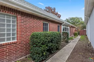 2282 Kensington Way, New Braunfels, TX 78130 - Photo 30