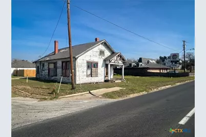 608 W 4th Street, Cameron, TX 76520 - Photo 1