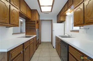 2211 Phyllis Dr, Copperas Cove, TX 76522 - Photo 12