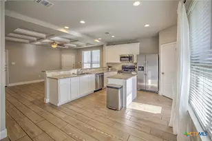 1657 Barrett Ave, New Braunfels, TX 78130 - Photo 10