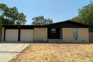1310 Westover Dr, Killeen, TX 76549 - Photo 1