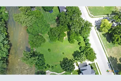 337 Fair Lane, New Braunfels, TX 78130 - Photo 2