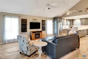 612 W Jackson Ave, Port O'Connor, TX 77982 - Photo 6