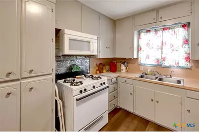 3403 E Rio Grande Street, Victoria, TX 77901 - Photo 16