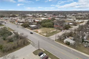 205 Central Texas Expy, Lampasas, TX 76550 - Photo 1
