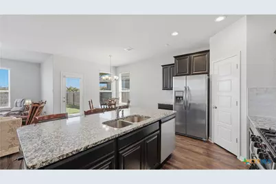 424 Agave Flats Drive, New Braunfels, TX 78130 - Photo 8