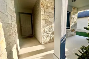 738 Great Oaks Dr, New Braunfels, TX 78130 - Photo 2