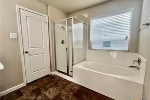 738 Great Oaks Dr, New Braunfels, TX 78130 - Photo 18