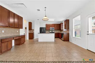 6204 Taree Loop, Killeen, TX 76549 - Photo 4