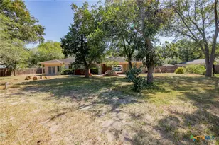 608 Berwick St, Victoria, TX 77904 - Photo 28