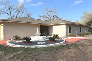 608 Berwick St, Victoria, TX 77904 - Photo 1