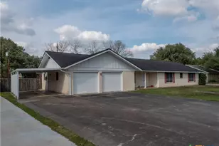 301 Birchwood Dr, Victoria, TX 77901 - Photo 4