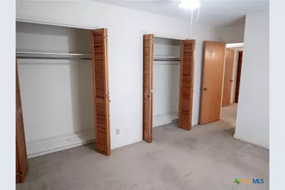 301 Birchwood Drive, Victoria, TX 77901 - Photo 38