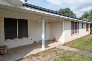 301 Birchwood Dr, Victoria, TX 77901 - Photo 6