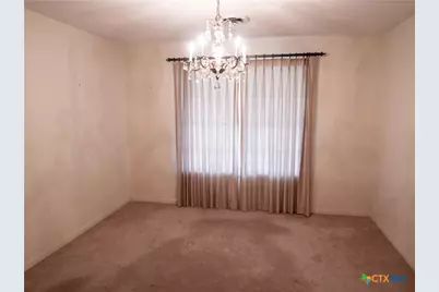 301 Birchwood Drive, Victoria, TX 77901 - Photo 16