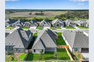 2244 Meadow Way Street, New Braunfels, TX 78132 - Photo 2