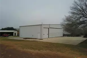 442 Tailwind Dr, Seguin, TX 78155 - Photo 36