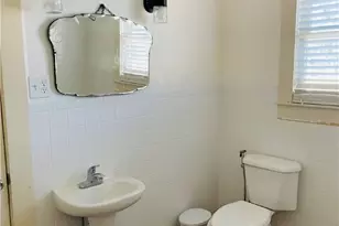 302 W French St, Cuero, TX 77954 - Photo 6