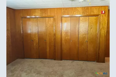 302 W French Street, Cuero, TX 77954 - Photo 10