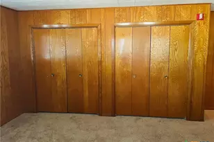 302 W French St, Cuero, TX 77954 - Photo 10