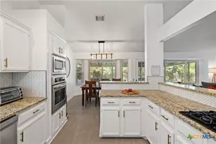 5620 Abilene Trl, Austin, TX 78749 - Photo 10