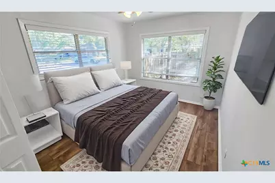 1717 E Mesquite Lane, Victoria, TX 77901 - Photo 4