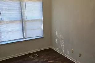 1703 N 38th St, Killeen, TX 76543 - Photo 4