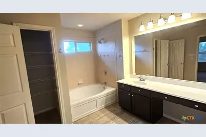 209 Storm Mountain, Cibolo, TX 78108 - Photo 18