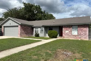 2404 Hidden Hill Dr, Killeen, TX 76543 - Photo 1