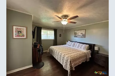 103 Oxford Street, Victoria, TX 77904 - Photo 10