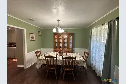 103 Oxford Street, Victoria, TX 77904 - Photo 2