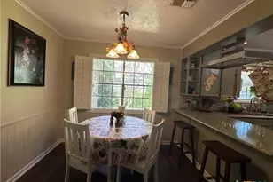 103 Oxford St, Victoria, TX 77904 - Photo 4