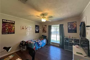 103 Oxford St, Victoria, TX 77904 - Photo 14