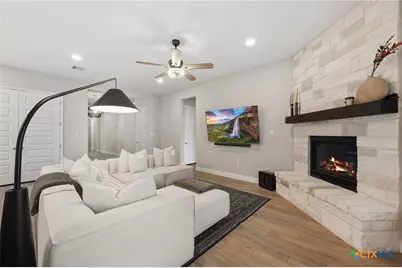 422 Bridle Trail, New Braunfels, TX 78132 - Photo 8