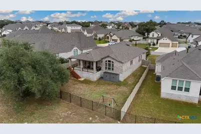 422 Bridle Trail, New Braunfels, TX 78132 - Photo 32