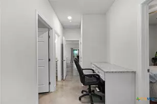 446 W Overlook Dr, Canyon Lake, TX 78133 - Photo 20