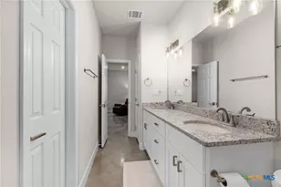 446 W Overlook Dr, Canyon Lake, TX 78133 - Photo 28