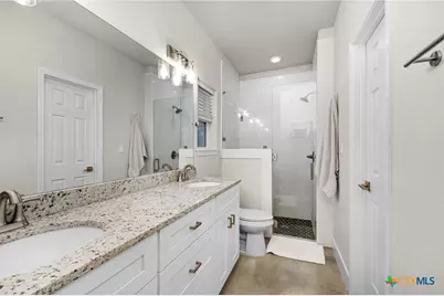 446 W Overlook Drive, Canyon Lake, TX 78133 - Photo 30