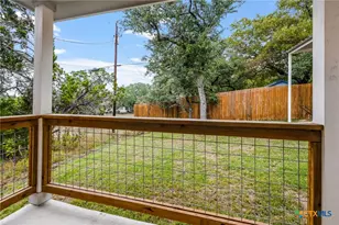 446 W Overlook Dr, Canyon Lake, TX 78133 - Photo 10
