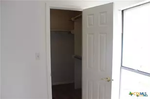 223 Ridgewood Dr, Victoria, TX 77901 - Photo 6