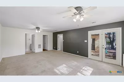 1248 Edwards Boulevard, New Braunfels, TX 78132 - Photo 48