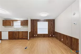 560 Canal Ln, New Braunfels, TX 78130 - Photo 12