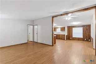 560 Canal Ln, New Braunfels, TX 78130 - Photo 14