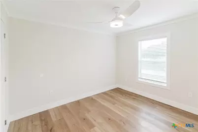 404 Bridge Street, Cuero, TX 77954 - Photo 20