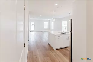 404 Bridge St, Cuero, TX 77954 - Photo 18