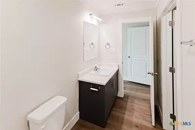 404 Bridge Street, Cuero, TX 77954 - Photo 46