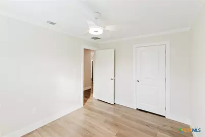 404 Bridge Street, Cuero, TX 77954 - Photo 30